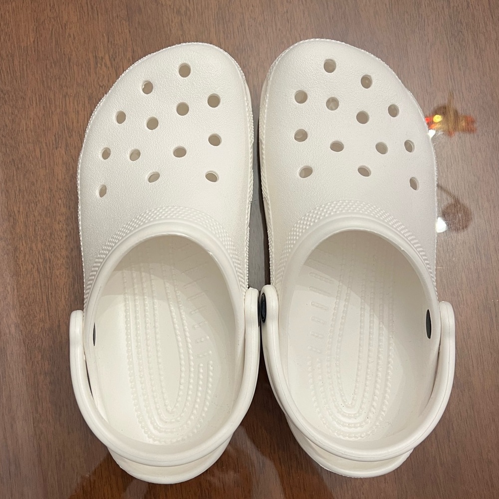 White Crocs new without tags. Never worn.